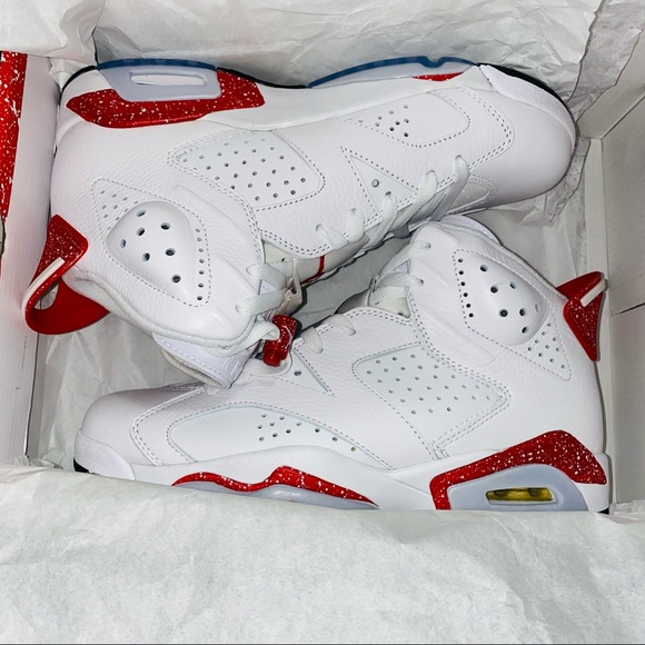 AIR JORDON RETRO 6 RED OREO - Picture 4 of 8